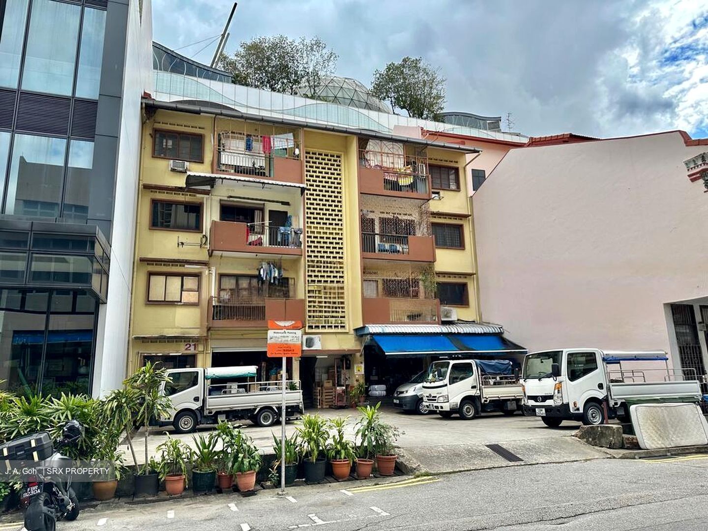 Sam Leong Mansion (D8), Apartment #468408701